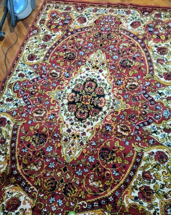 Два ковра продам