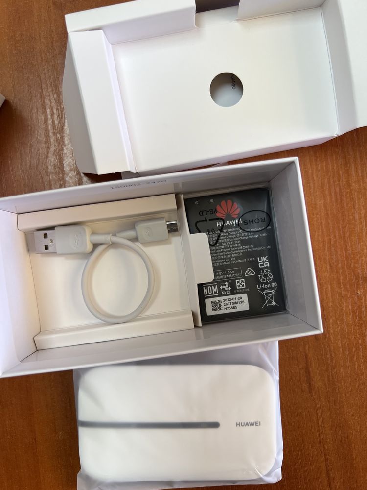 Рутер Wi-Fi router HUAWEI E5576 джобен интернет бисквитка