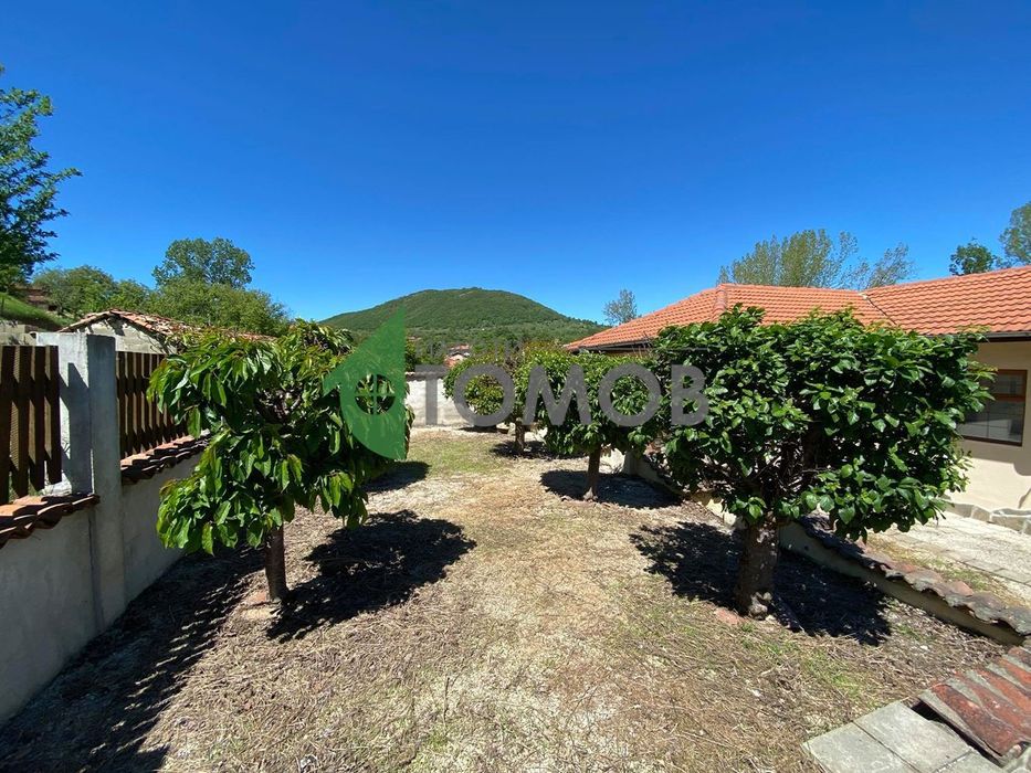 Продава се Къща в с. Риш, Област Шумен - 150 кв.м за 420 €/кв.м - Снимка #5