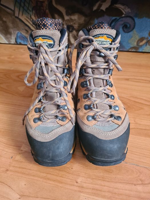 Ghete damă Meindl Air Revolution 3.1 Gore-Tex, mărimea 39