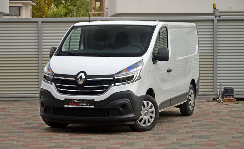 Renault Trafic Faruri LED/AC/Pilot automat/Bluetooth/Lumini de zi LED/Carte service