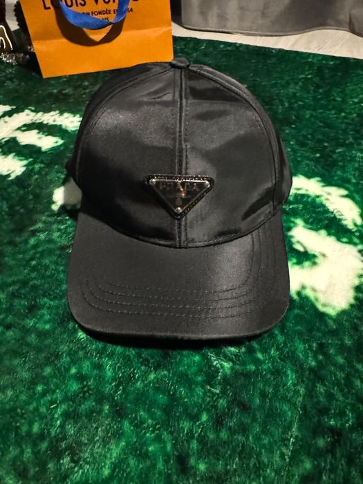 sapca prada one size