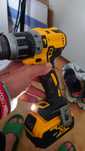DeWalt combi drill 18v с 5 AH батерия