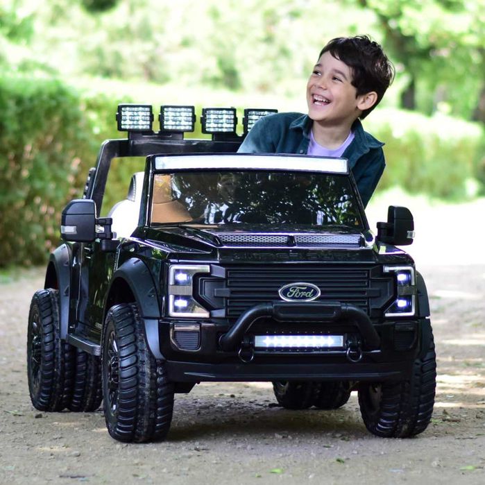Masinuta electrica pentru 2 copii, Ford Super Duty F450, 4x4, 180W