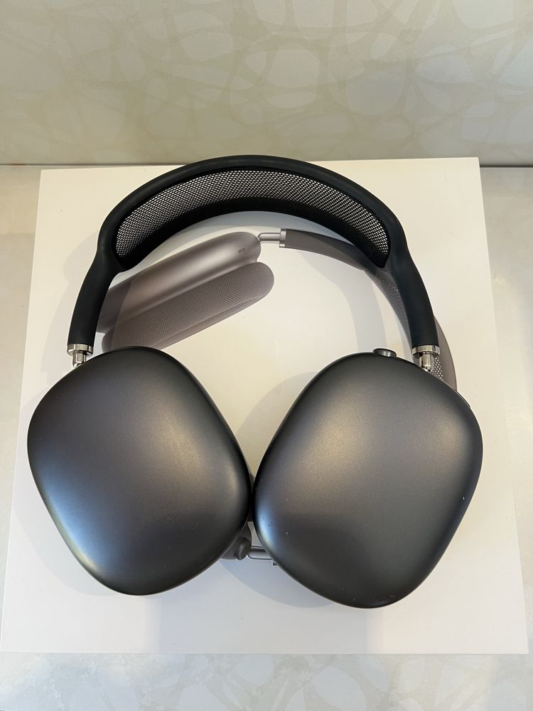 AirPods Max - безжични слушалки