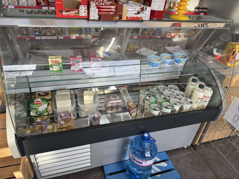 Хладилни витрини