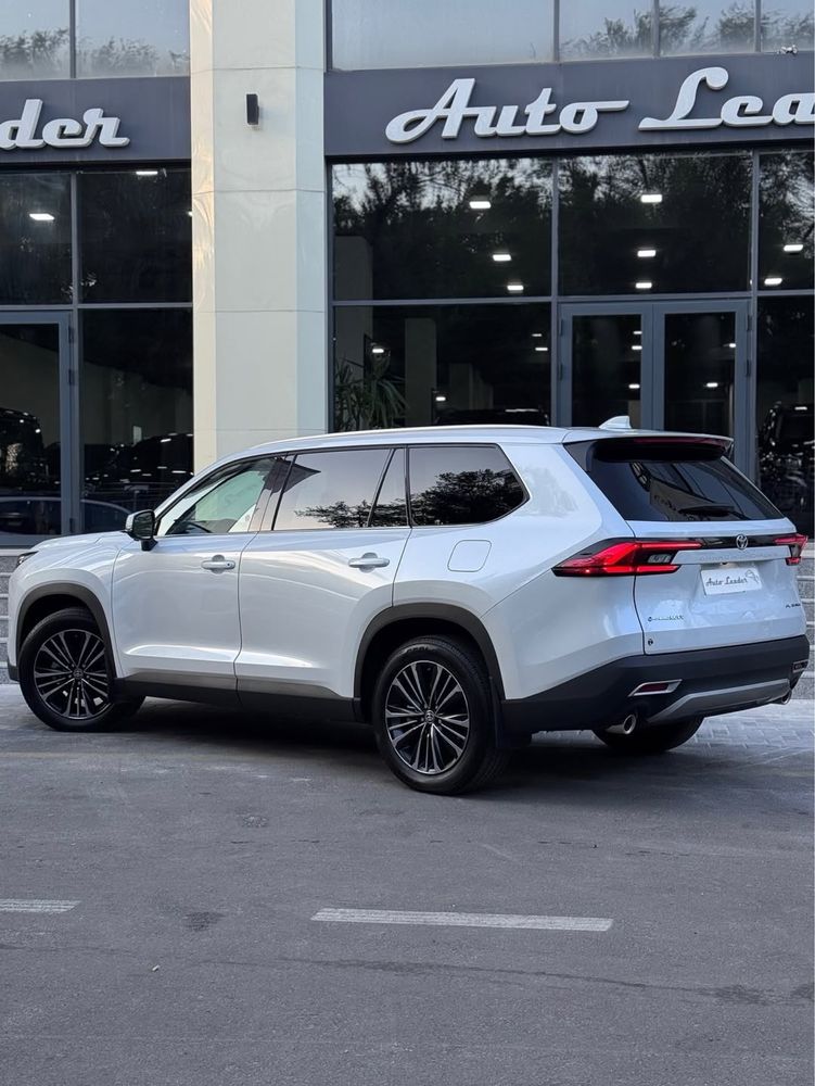 Toyota Grand Highlander Hybrid Max Platinum