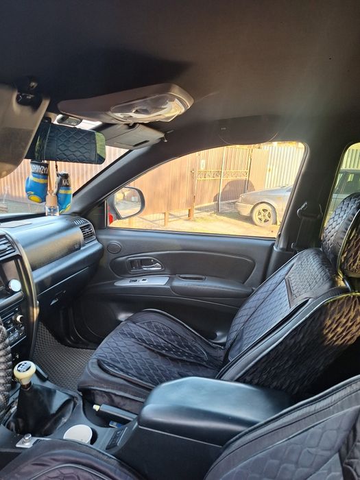 Продам авто чехлы