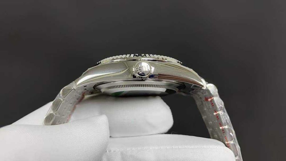 rolex sky-dweller колекция