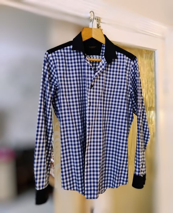 Мужская рубашка для офисной работы