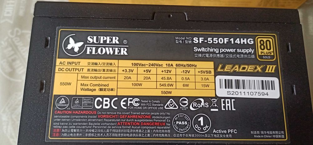 Продавам захранване Super Flower Leadex III 550W