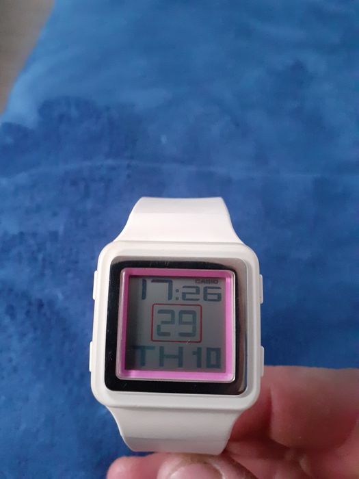 Vând ceas casio LDF-20