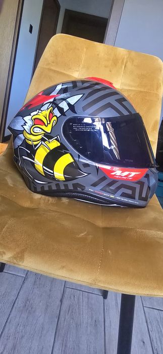 Каска MT Targo Bee