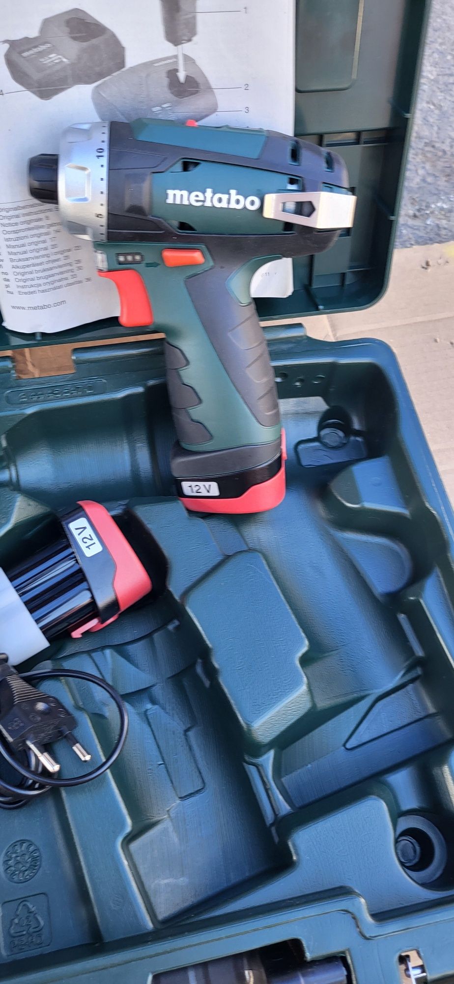 Акумулаторен винтоверт Metabo 12v 2 батерий нов пълен комплект