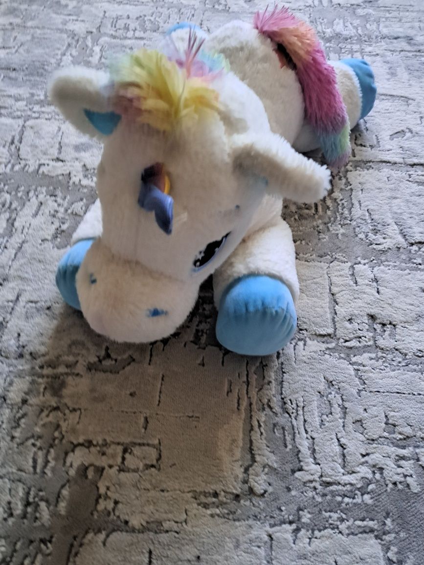 Plusuri unicorn mare si mic