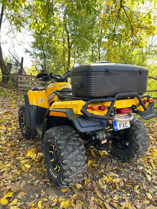 Vând Can Am 800r