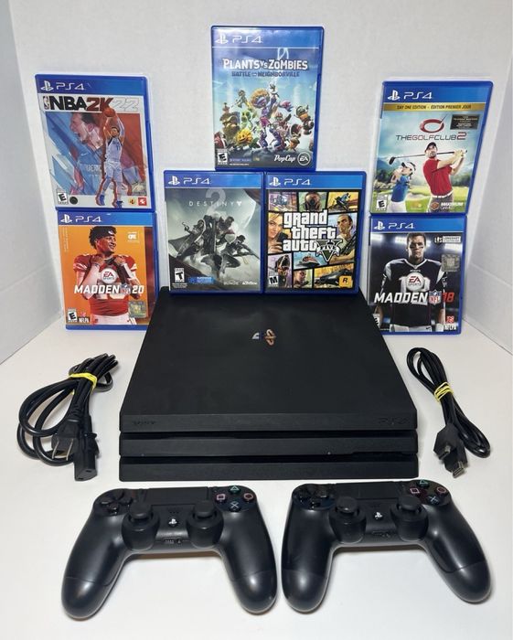 ps4 pro 1TB cu 2 controllere în stare foarte buna fără probleme