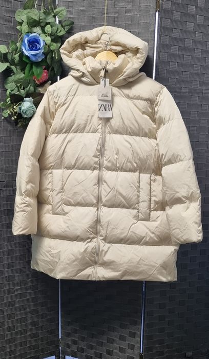 Geaca dama Zara cu umplutura puf 100% masura M o ersized
