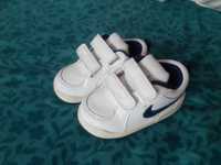 Vand adidasi nike bebe originali