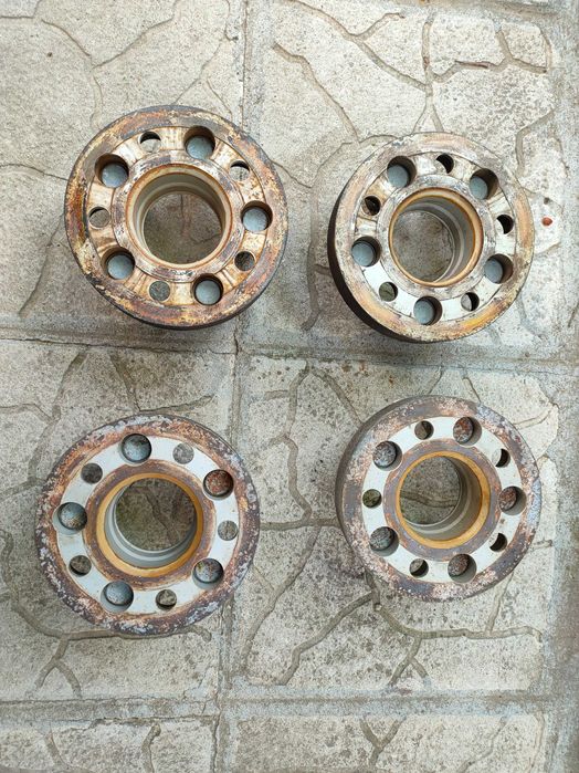 Фланци за джанти H&R 30 мм от МЛ W 163