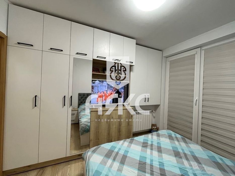 Продава се Двустаен апартамент в София, Витоша - 51 кв.м за 3726 €/кв.м - Снимка #2