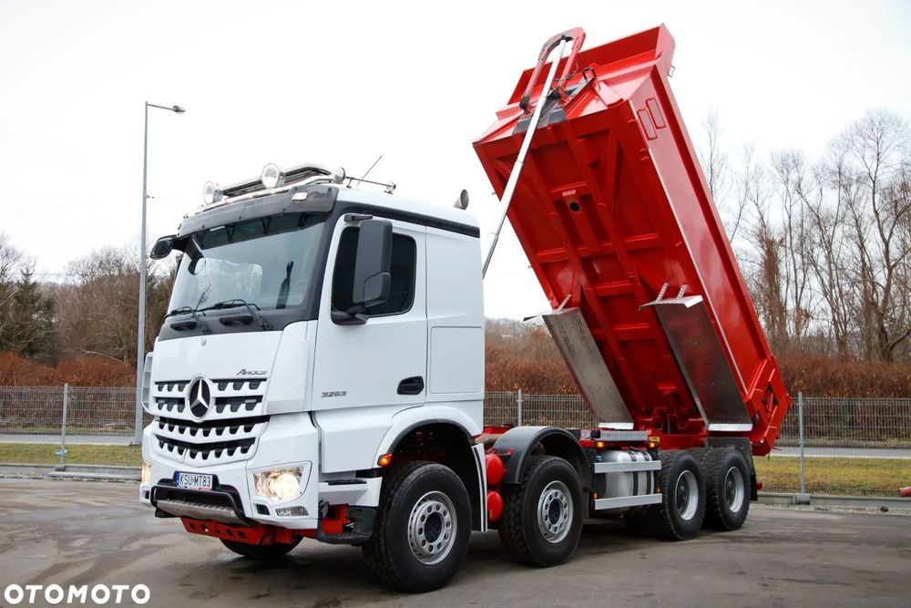 Mercedes-Benz AROCS Mercedes-Benz Arocs 3253 Arocs 8x4