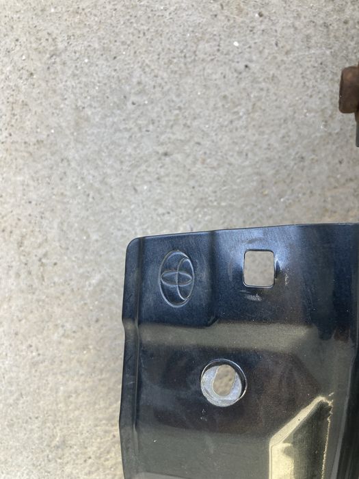 Десен калник за тойота рав4/Toyota rav4 06-11г