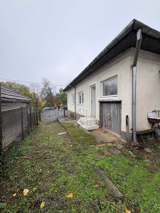 Casa de vanzare CENTRU SEGARCEA