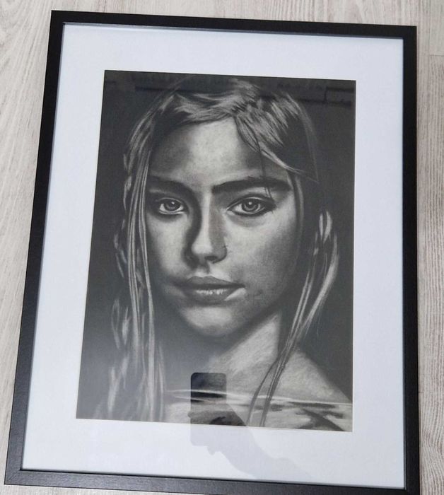 Tablouri handmade realizate in carbune.