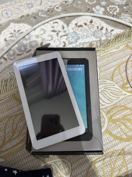 планшет (каробкамен)