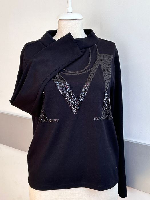 Елегантна хубава блуза с красиво деколте Monari Italy