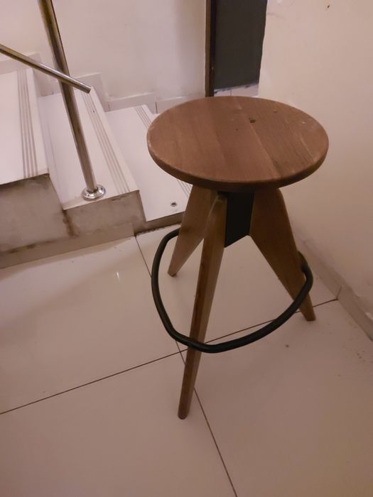 Продам.Стул барный