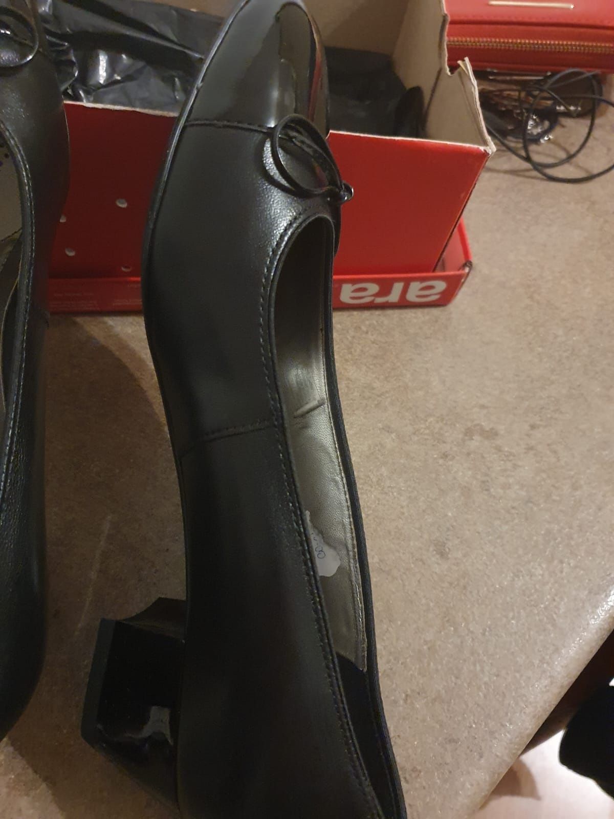 Pantofi ara dama