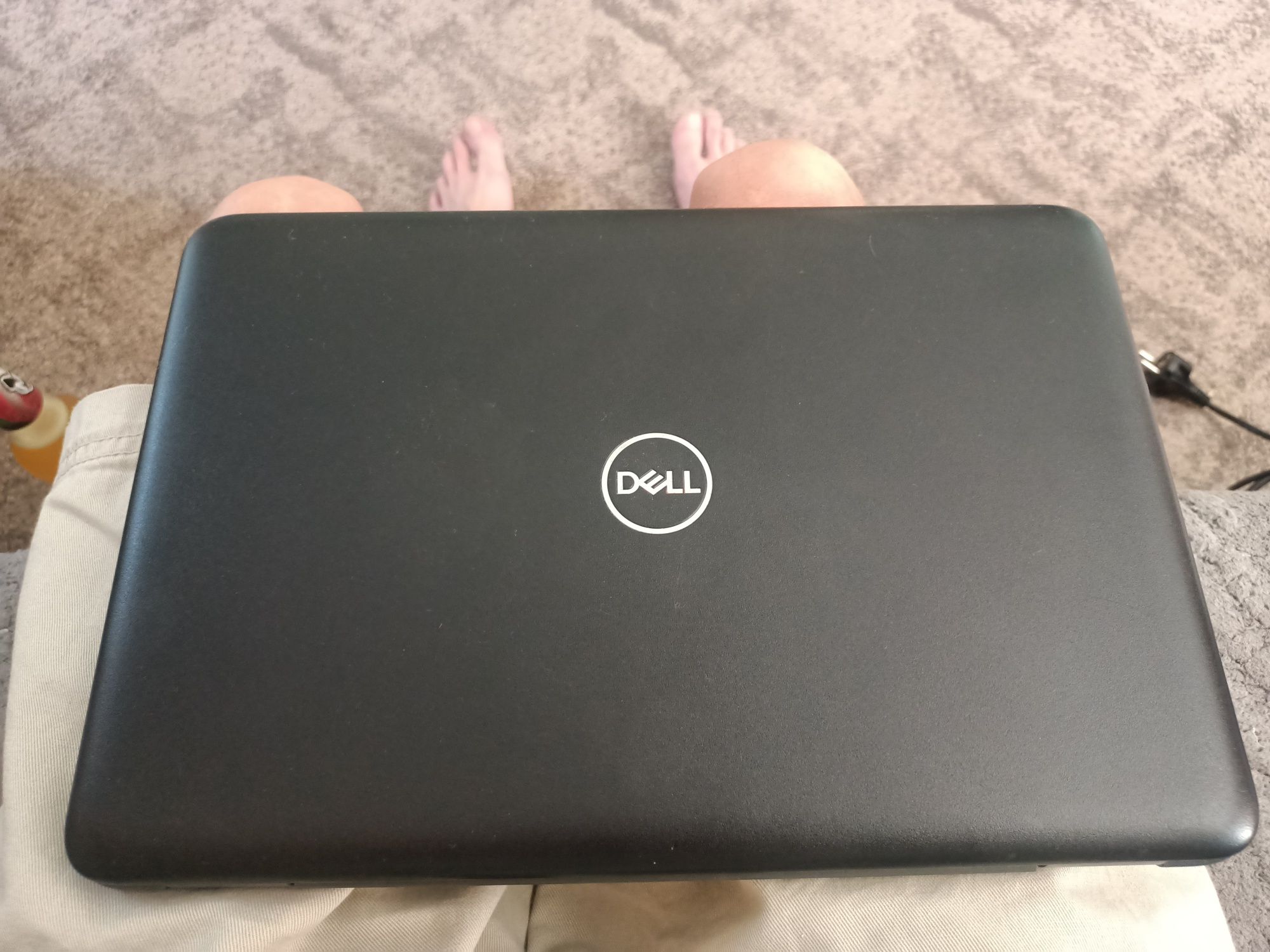 Продам нетбук DELL     LATITUDE 3190