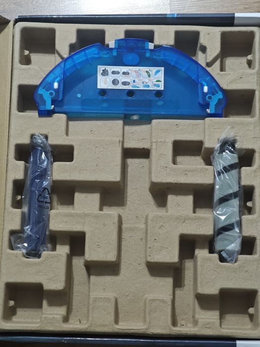 Rowenta X-plorer serie 95 + kit de filtre și perii laterale noi