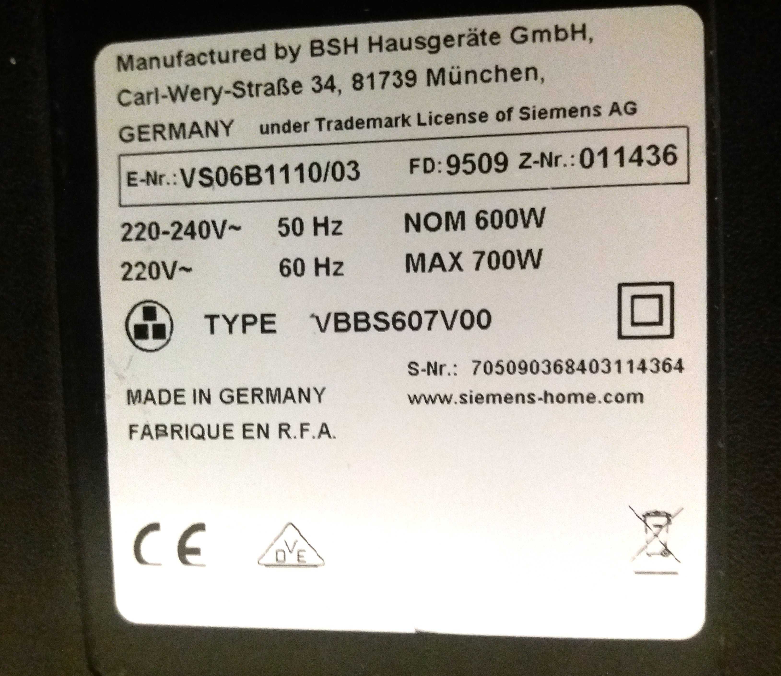Lichidez locuință, vînd un aspirator german Siemens cu piese rezervă
