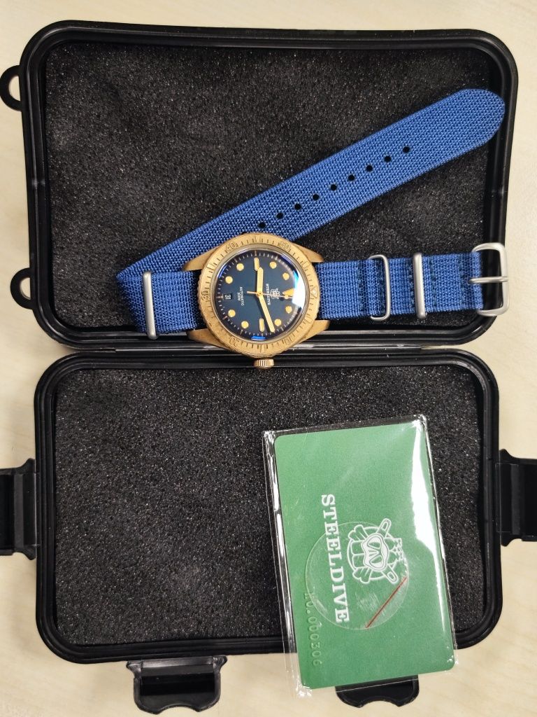 Steeldive SD1965S Bronze Diver - Oris 65 Carl Brashear Edition Homage