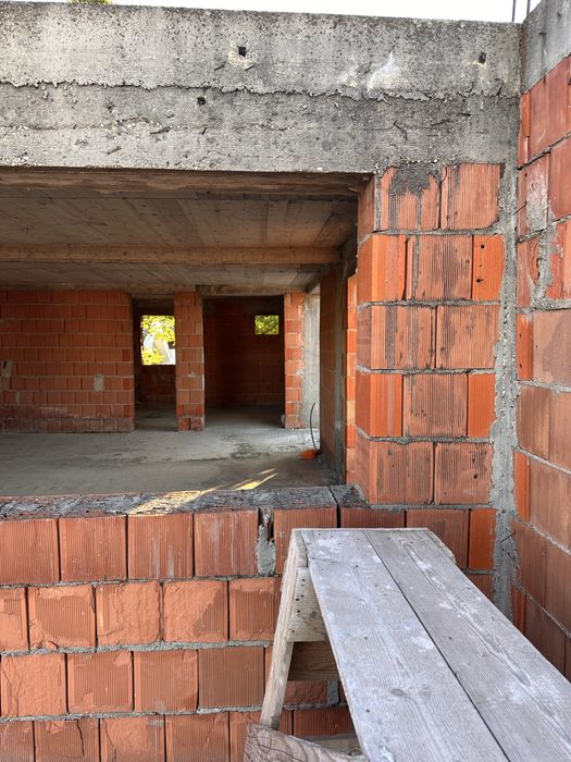 Corbeanca Laguna albastra Teren 632mp + constructie la rosu 210mp