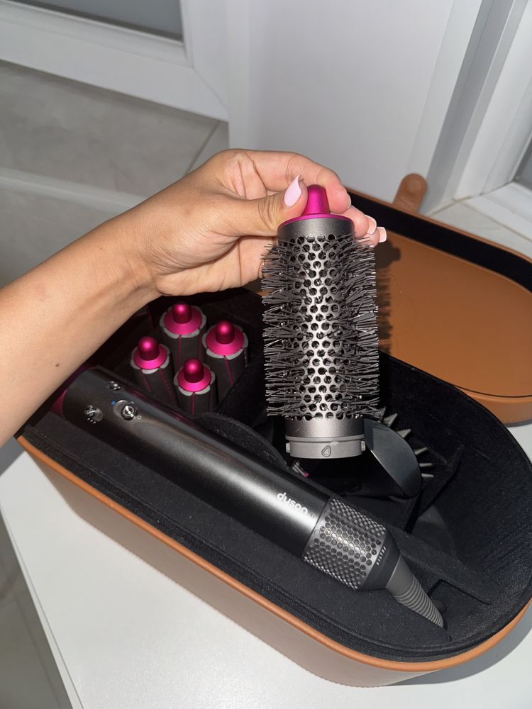 Dyson Dyson Dyson