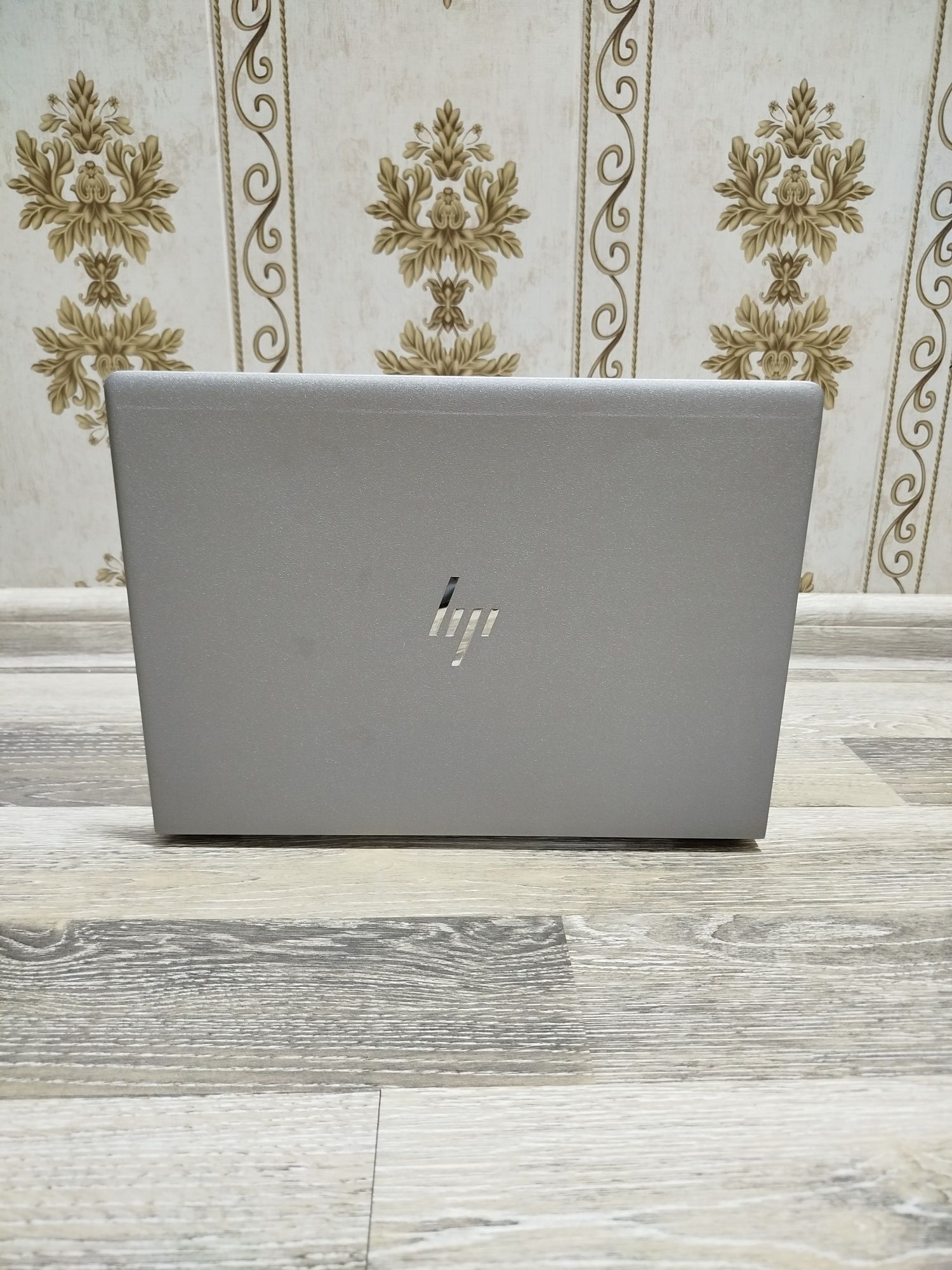 Hp elitebook i5-8365U(8-avlod) 8/256gb otpechatki noutbuk