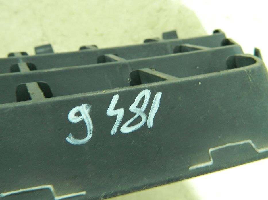 Grila radiator partea stanga, Renault Scenic, 2003, 2004, 2005, 2006,, 8200140329