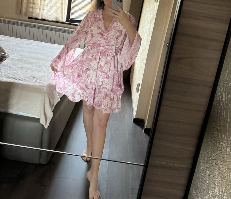 Дамска розова рокля