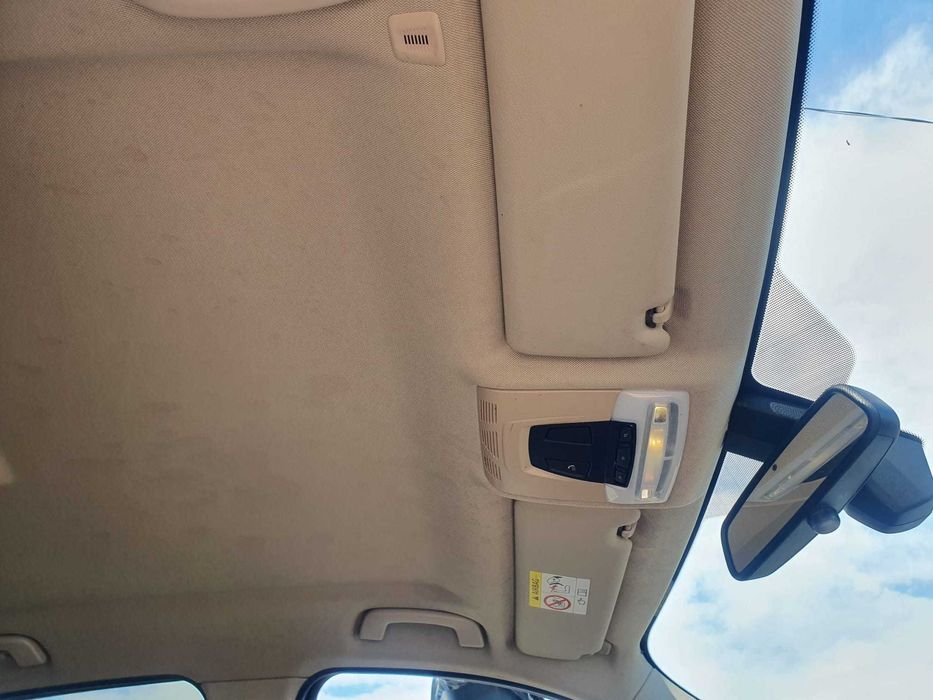 Dezmembrez BMW F30 320D Luxury 2.0D Automat 2015