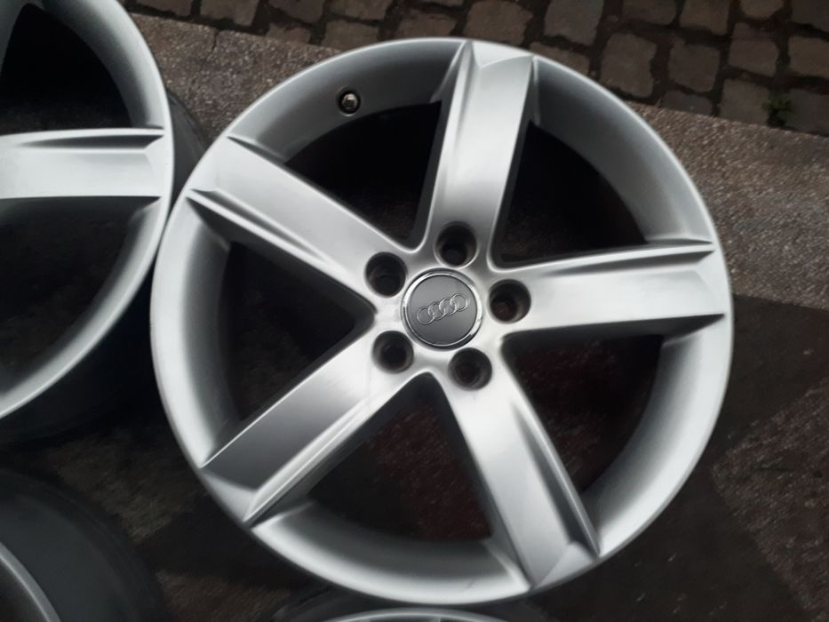 Оригинални  Ауди Фолксваген Шкода Сеат 5×112 17 цола Ет 46 7 J 66.5 це