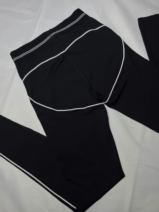 Set Alo Yoga(colanți+bustieră)