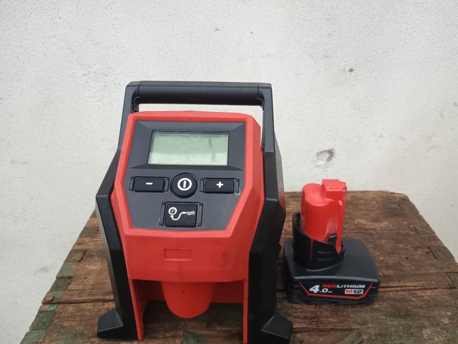 Compresor m12 BI milwaukee + baterie 4 amperi