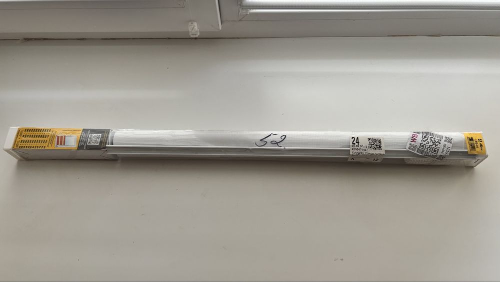 Продам комплект рулонной шторы размер на окно 52х160