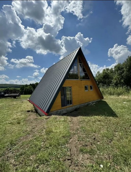 Vand cabane pe structura din lemn