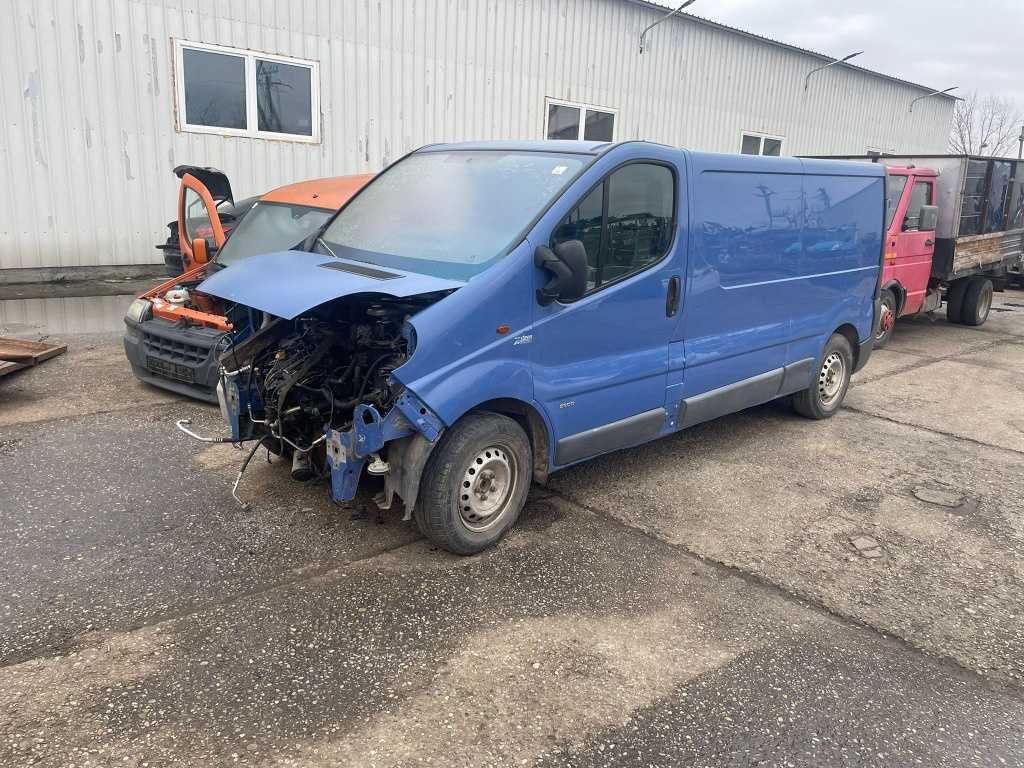 Dezmembram Opel Vivaro 1.9 cdti,  2.5 cdti An 2003-2007