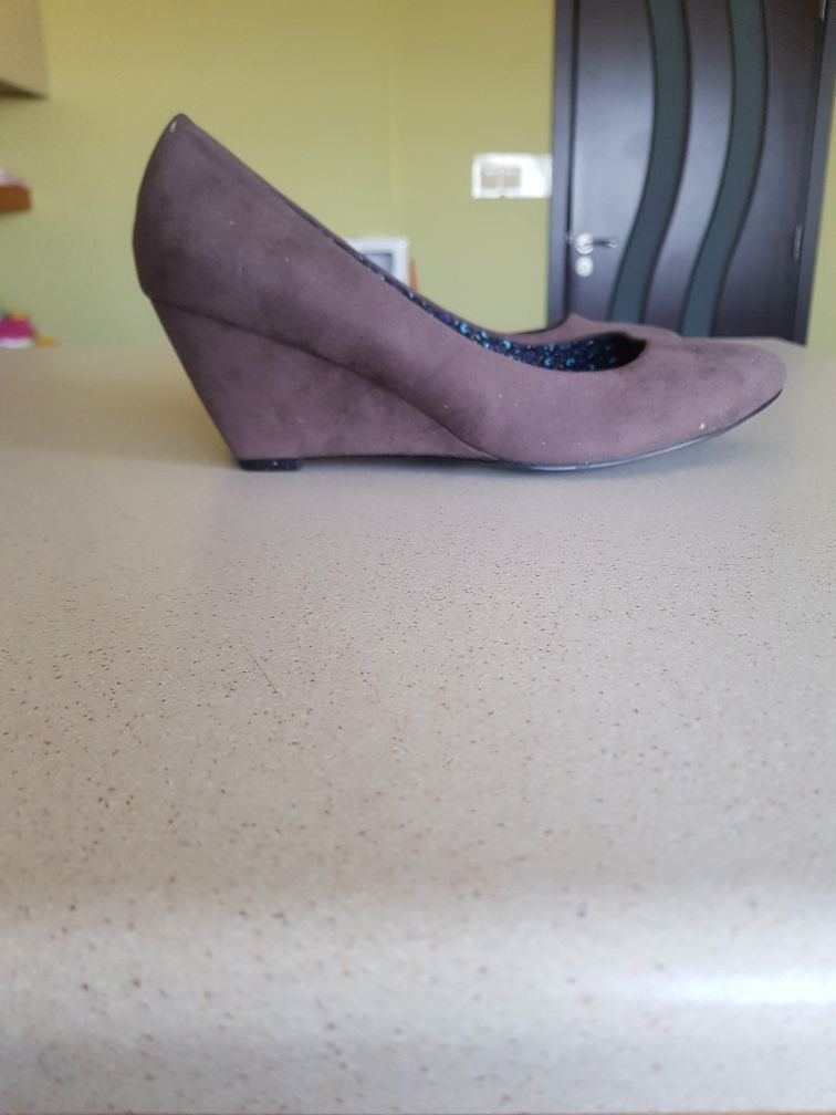Дамски обувки в кафяв цвят 41 размер